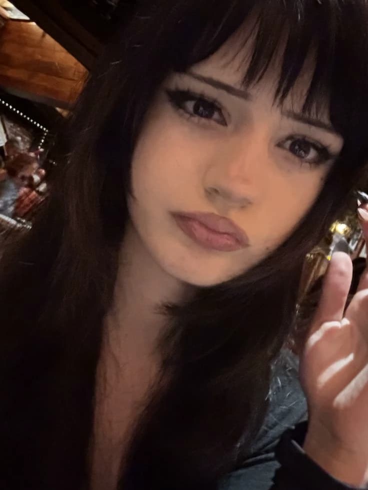 Claire Bianchi thumbnail