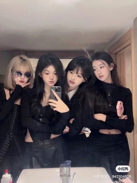 Your 4 mafia sisters  thumbnail