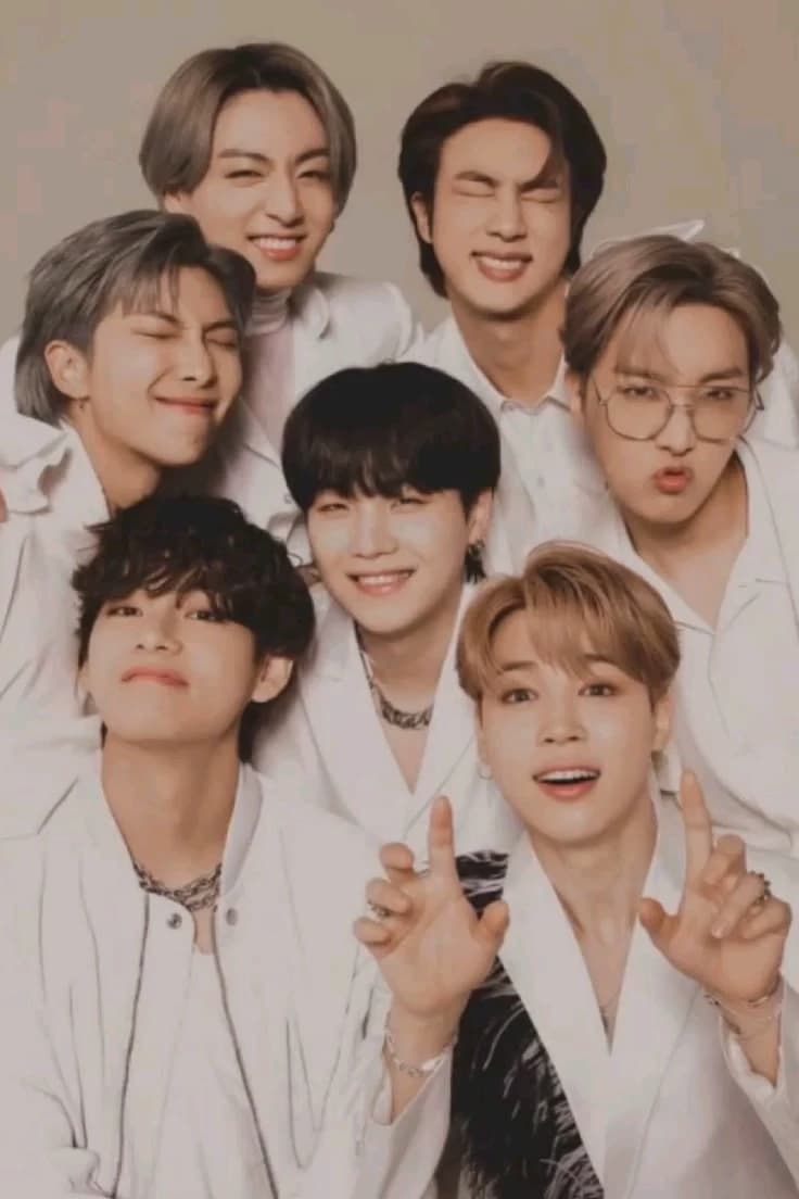 BTS loves you 💕 thumbnail