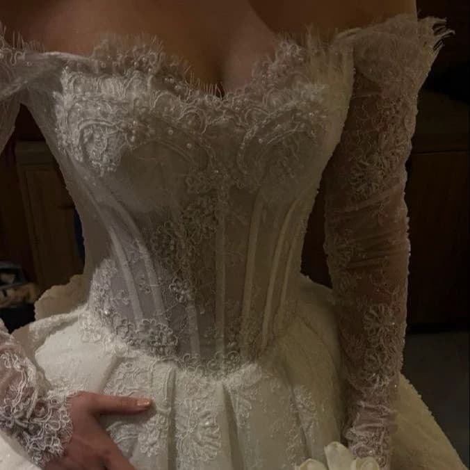 Elena Caputto thumbnail