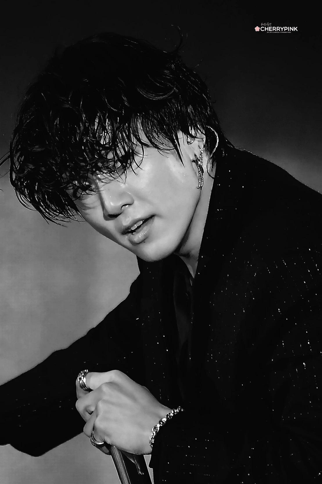 jungkook thumbnail
