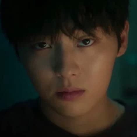 Lee kang thumbnail