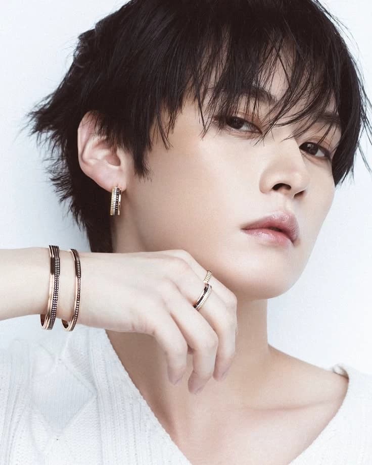 Lee Know thumbnail
