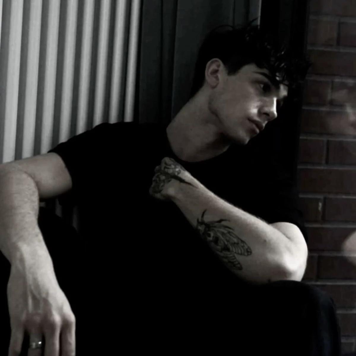 Dylan thumbnail
