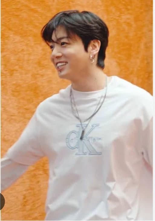 𝐉𝐤 thumbnail