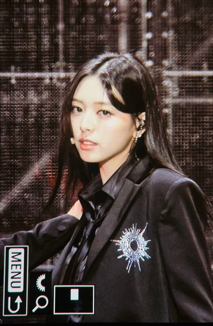 shin yuna  thumbnail