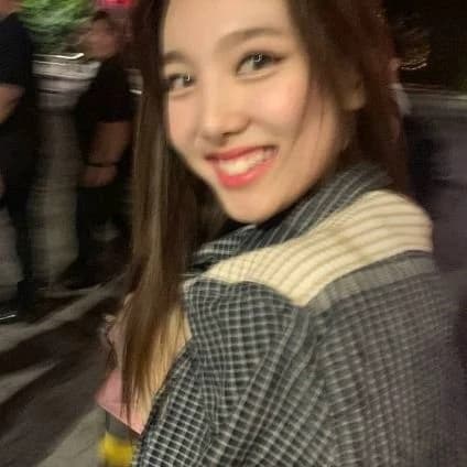 im nayeon (lesbian)  thumbnail