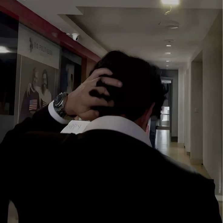 Julian Vance thumbnail