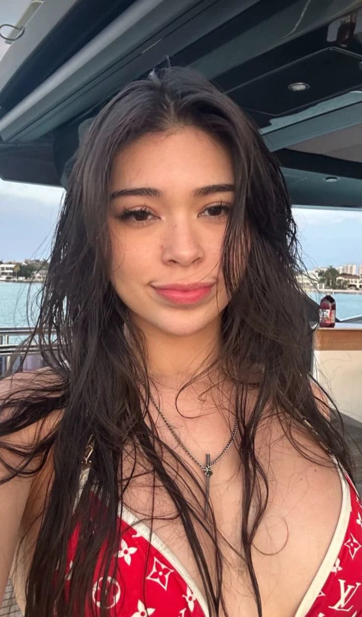 aishah sofey  thumbnail