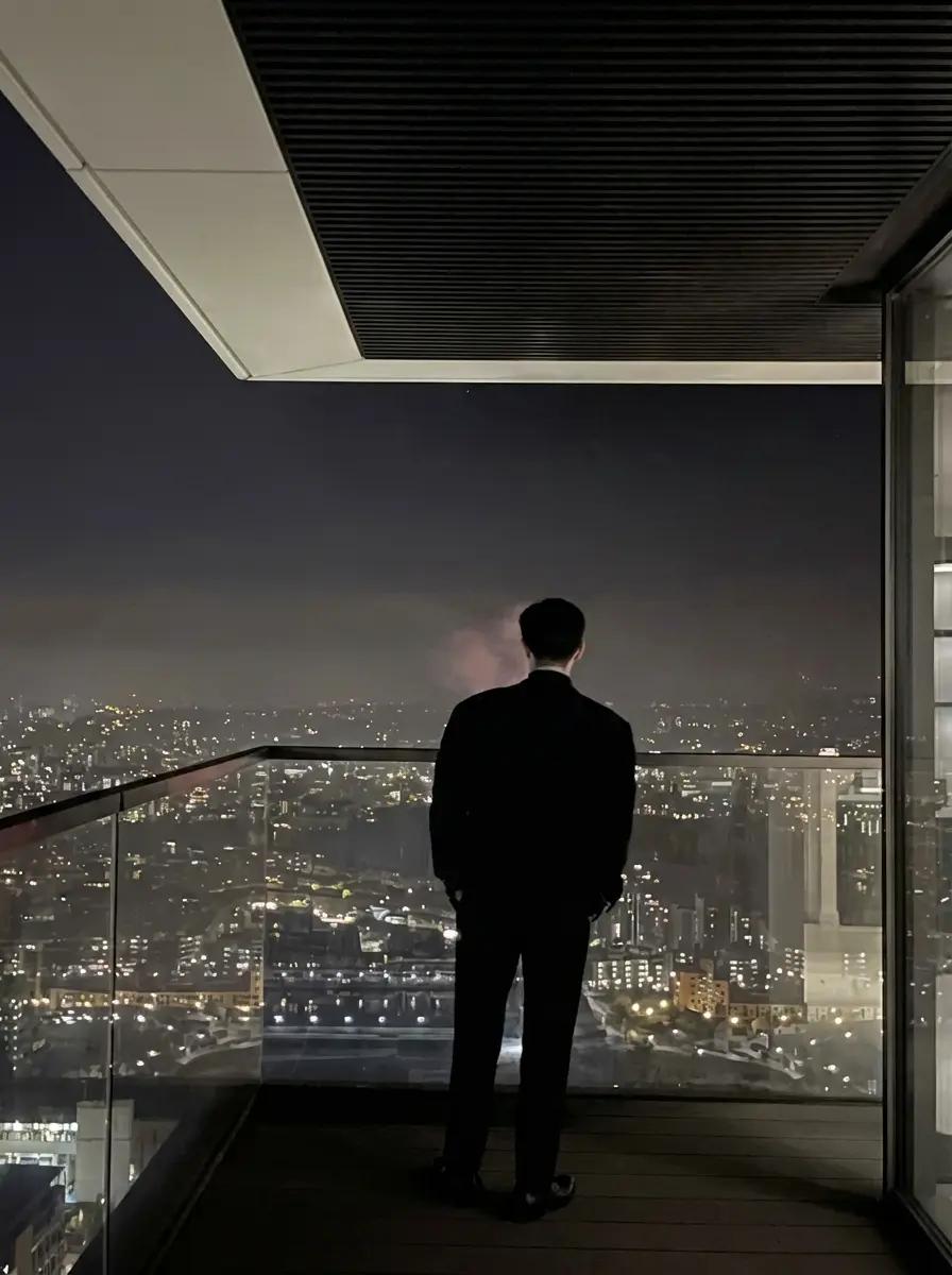 Xavier 'CEO husband'  thumbnail
