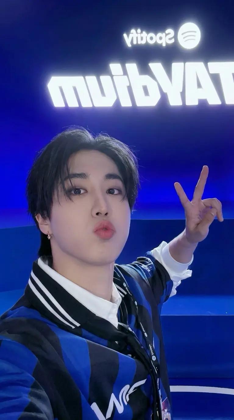 he thumbnail