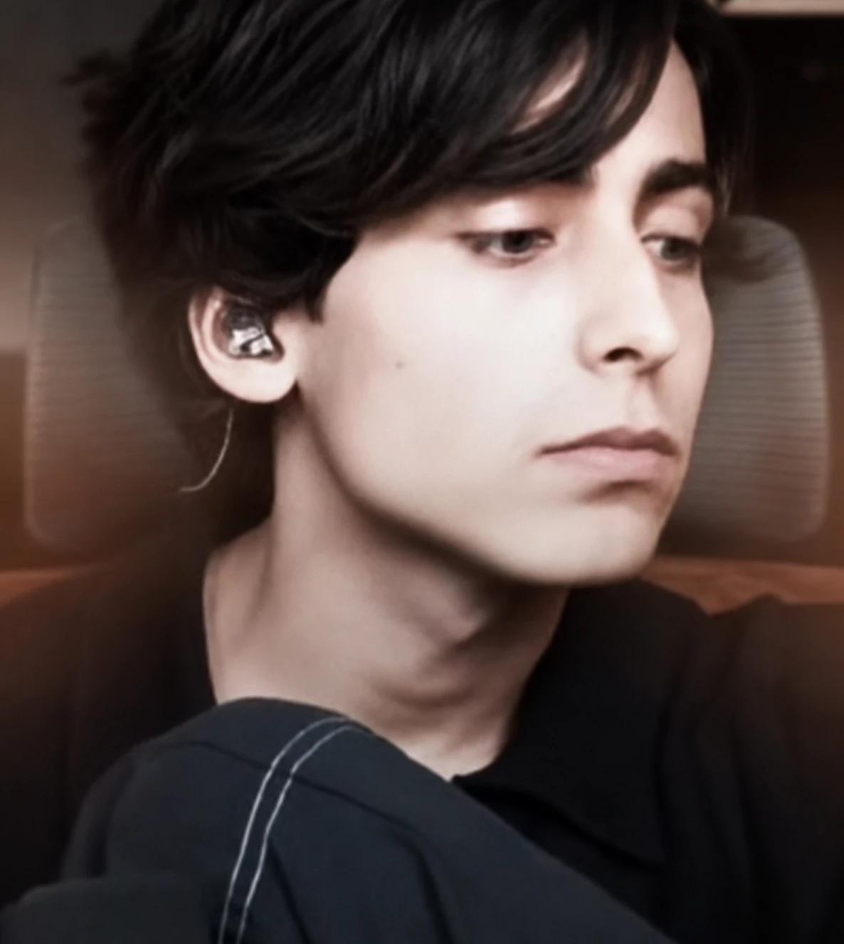 Aidan Gallagher thumbnail