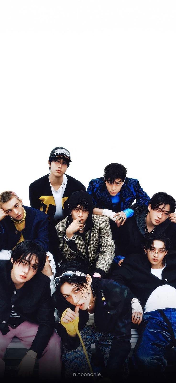 Stray kids thumbnail
