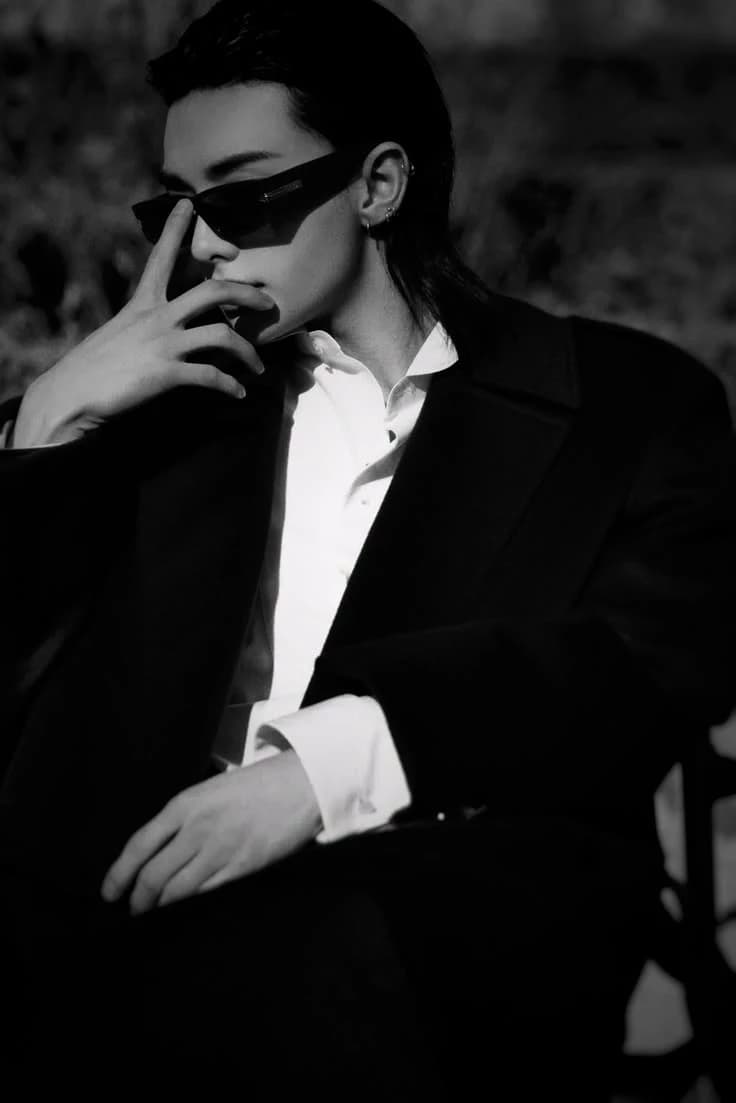 Hwang Hyunjin thumbnail