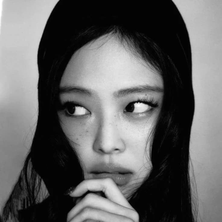 Jennie thumbnail