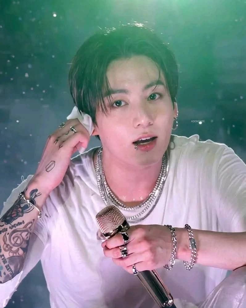 Jeon Jungkook thumbnail