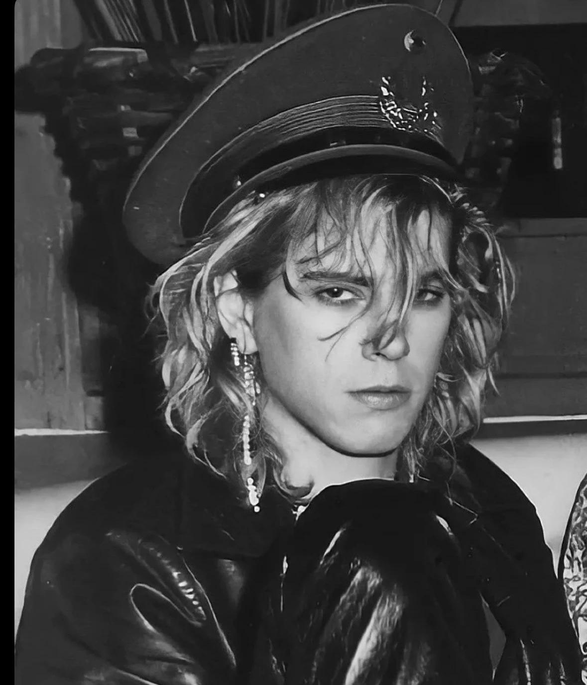 Duff McKagan thumbnail
