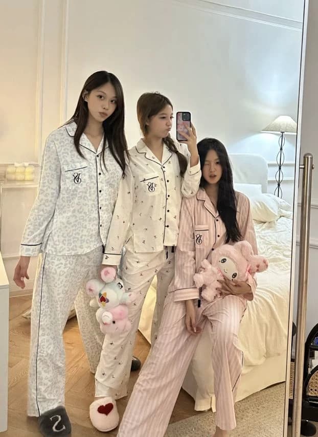 Ella, Sophia, Mia thumbnail