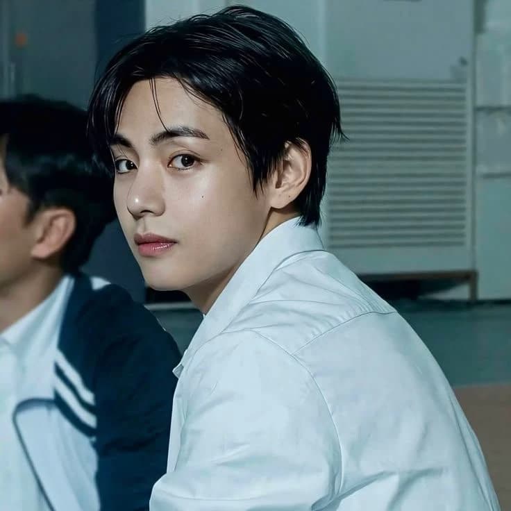 Kim Taehyung thumbnail