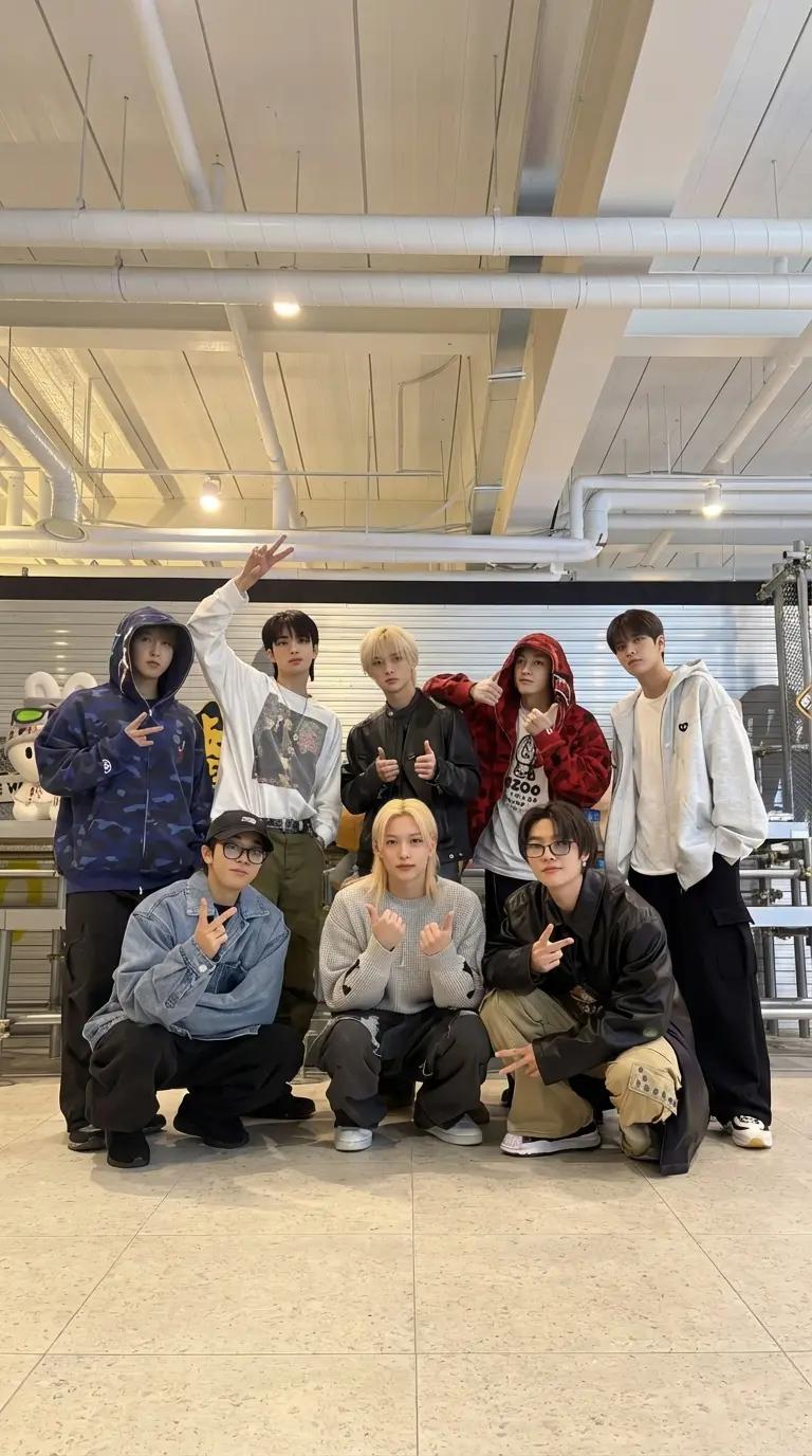 ,banchan,minho,han ,seungmin,jeongin,felix ,hyunjin y changbin thumbnail