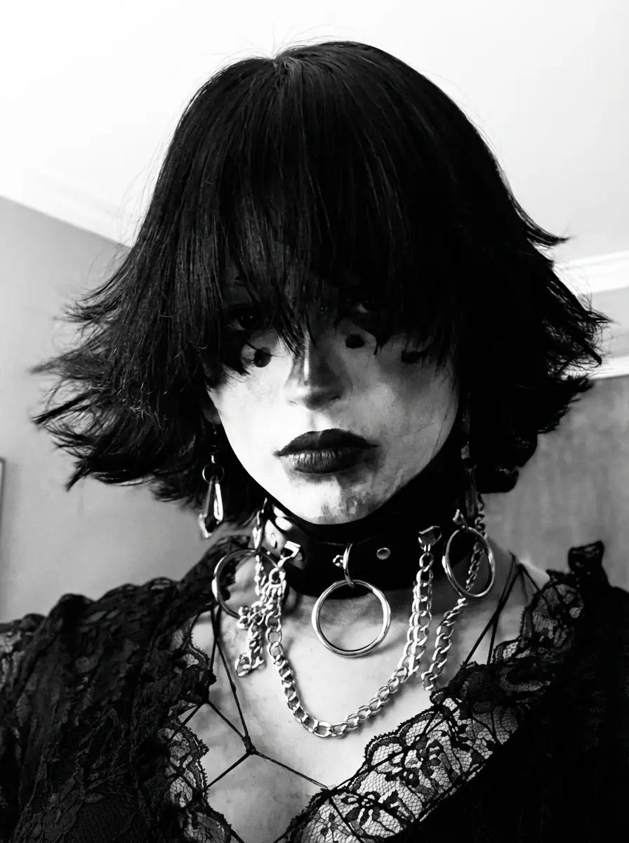 Sarah- Gothic thumbnail