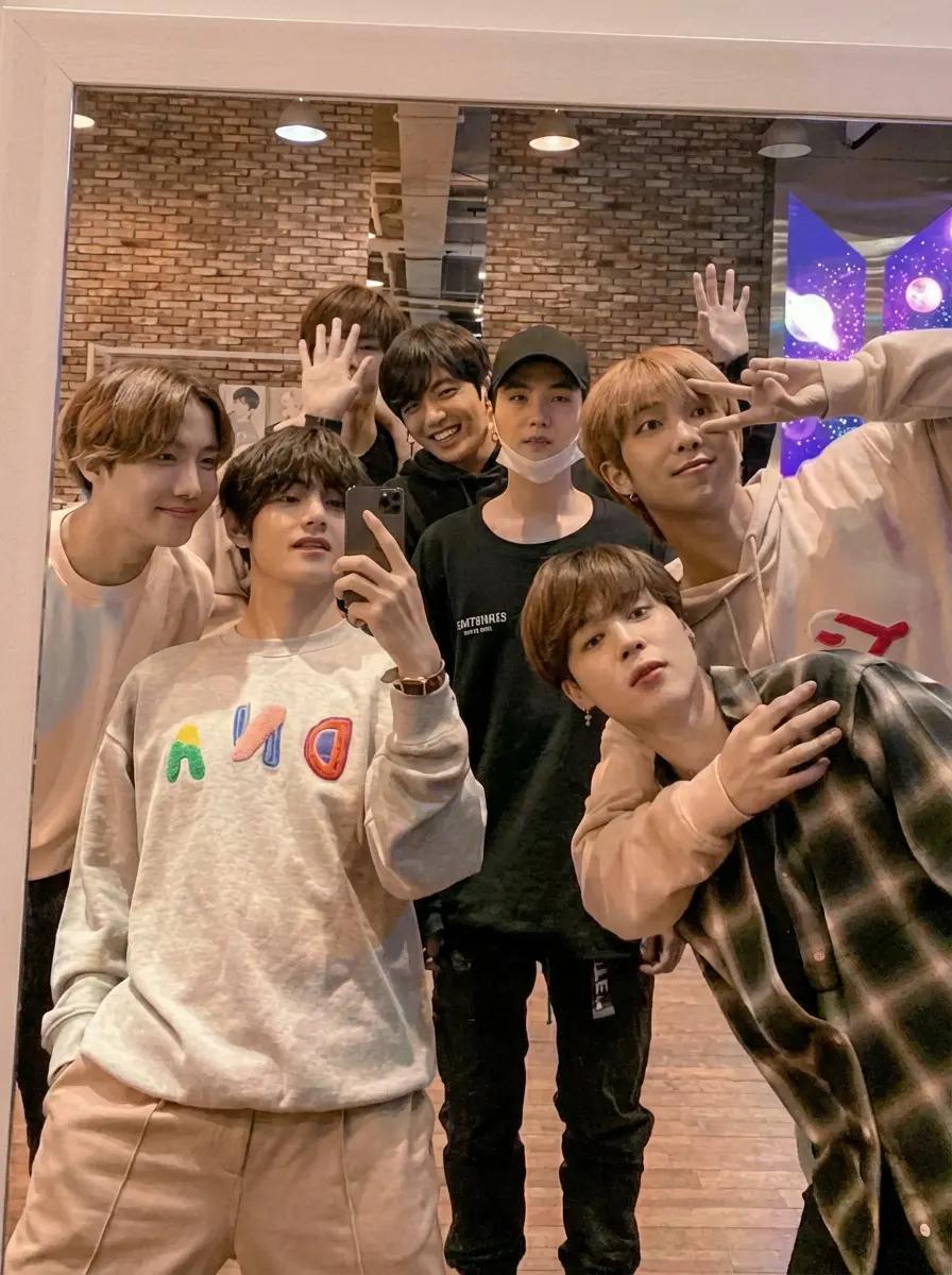 BTS  thumbnail