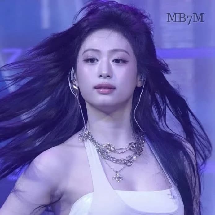 Ahyeon thumbnail