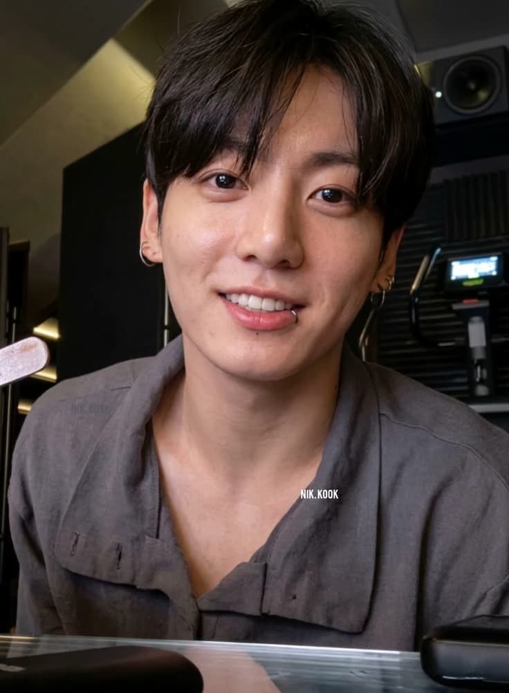 Jeon Jungkook thumbnail