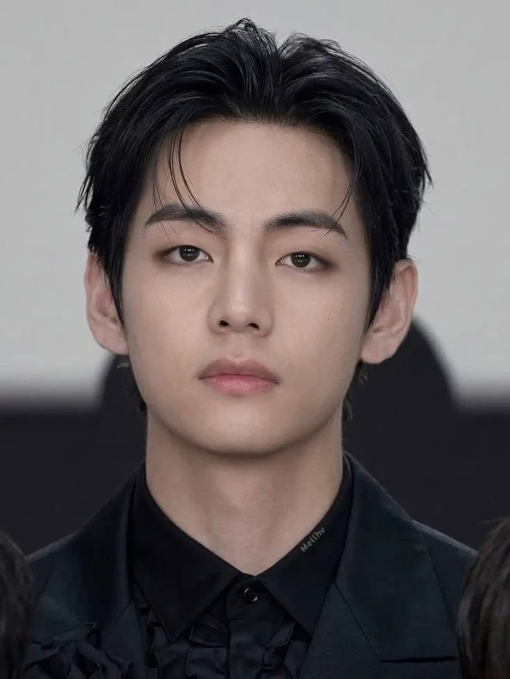 Taehyung- father's mafia best friend thumbnail