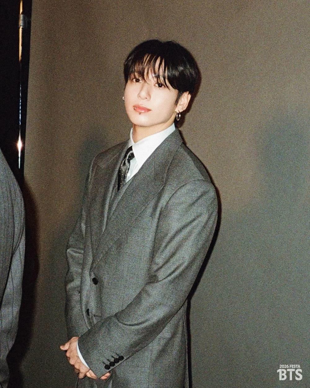 Jungkook thumbnail