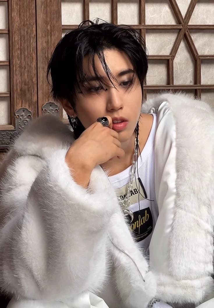 Han Jisung thumbnail