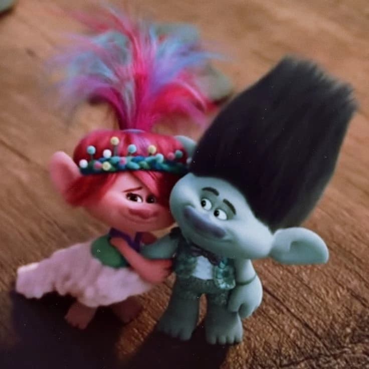 Ramon x poppy(una pequeña broma..) thumbnail