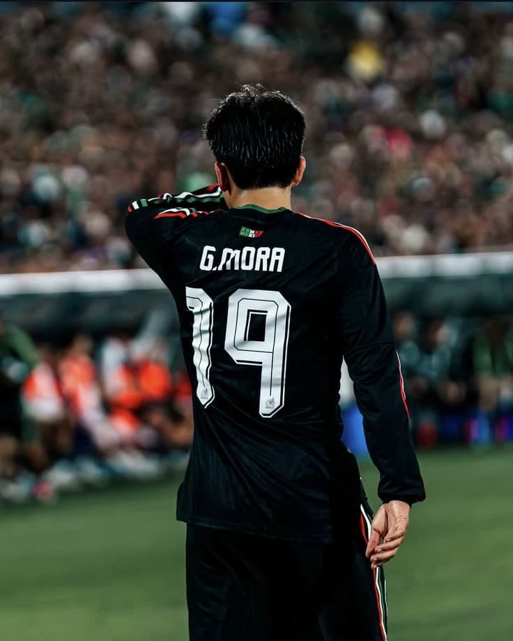 Gilberto Mora thumbnail