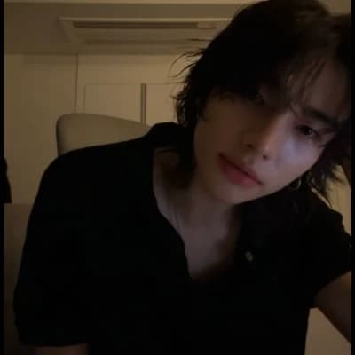 Hyunjin thumbnail