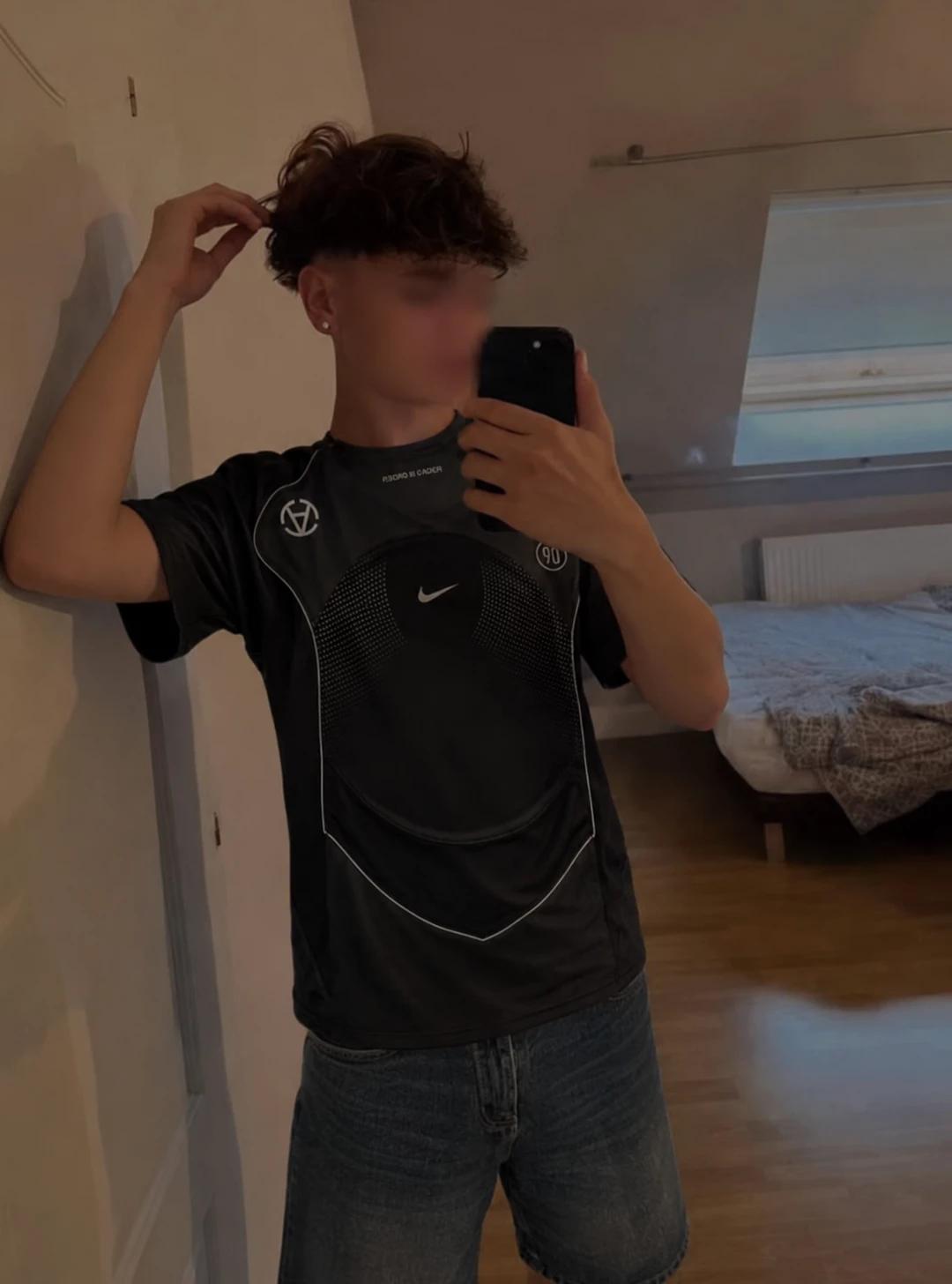 Tommy thumbnail