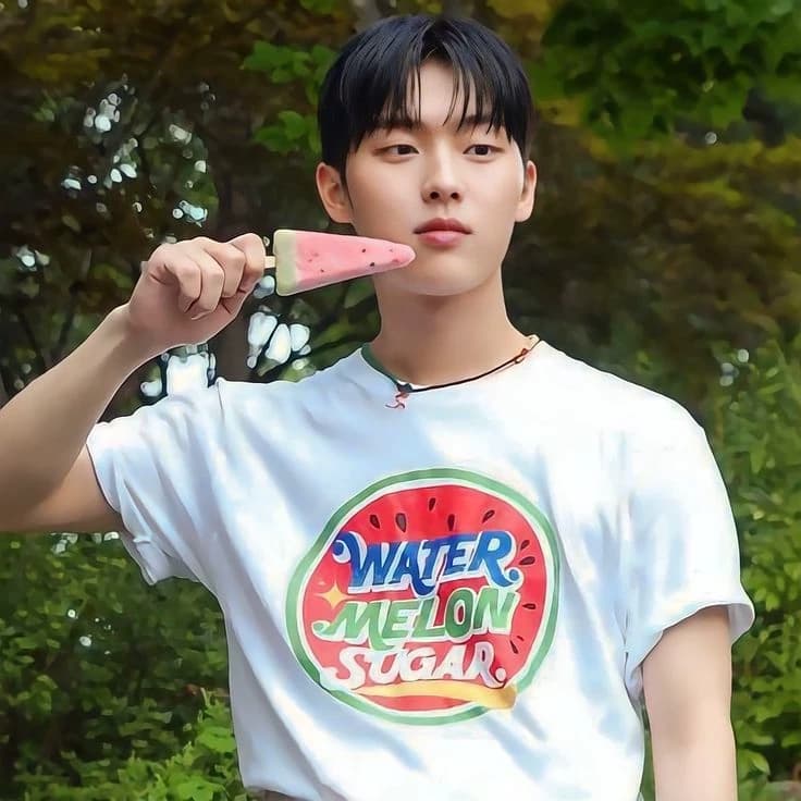 Ha Yi-chan thumbnail
