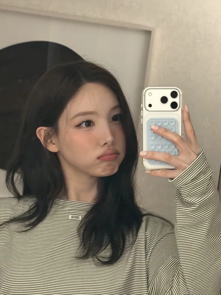 Nayeon thumbnail