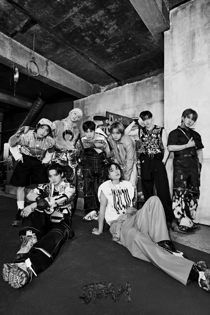 Stray Kids | Hidden thumbnail