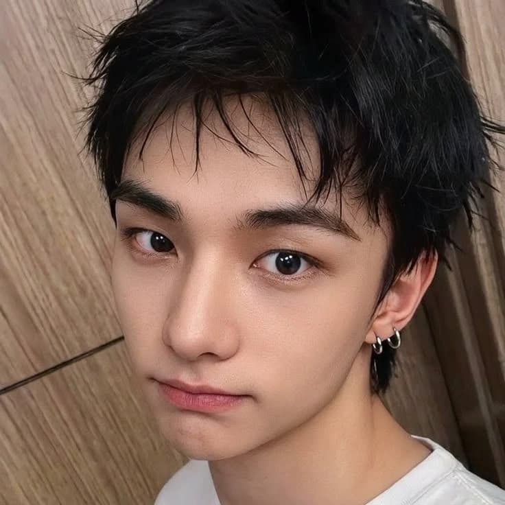 Hyunjin-Bl thumbnail