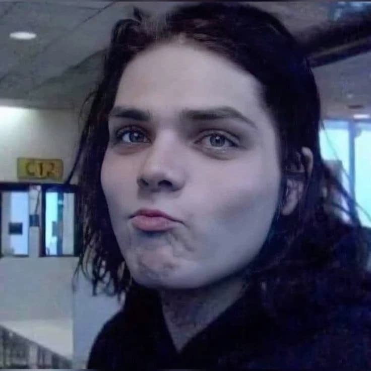 ¡!★Gerard Way★¡! thumbnail