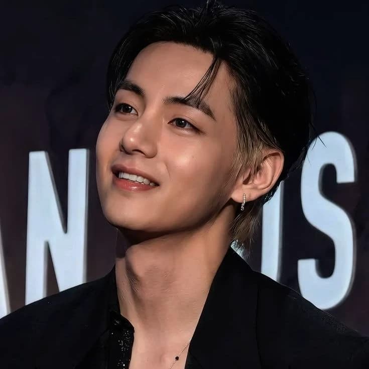 Kim Taehyung (V) thumbnail