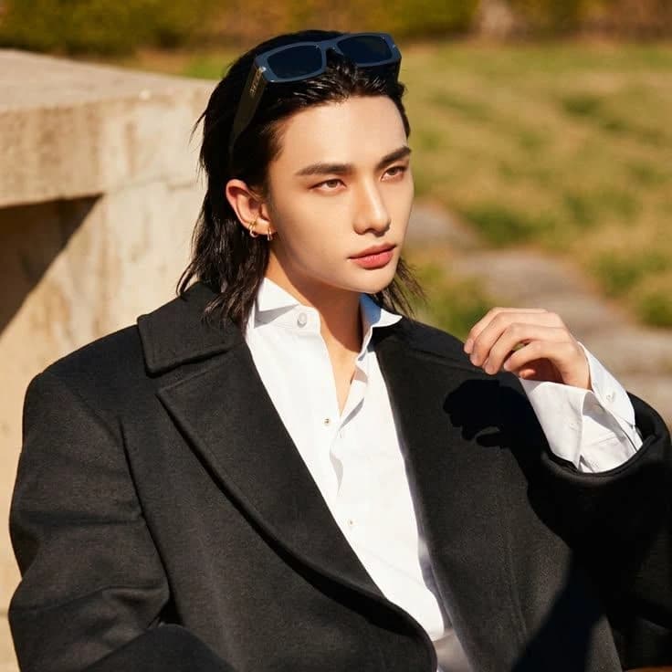 Hyunjin thumbnail