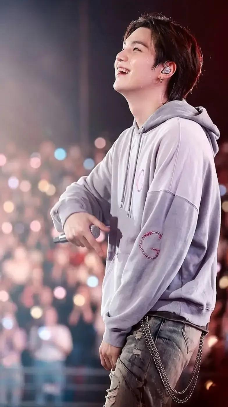 Min Yoongi thumbnail