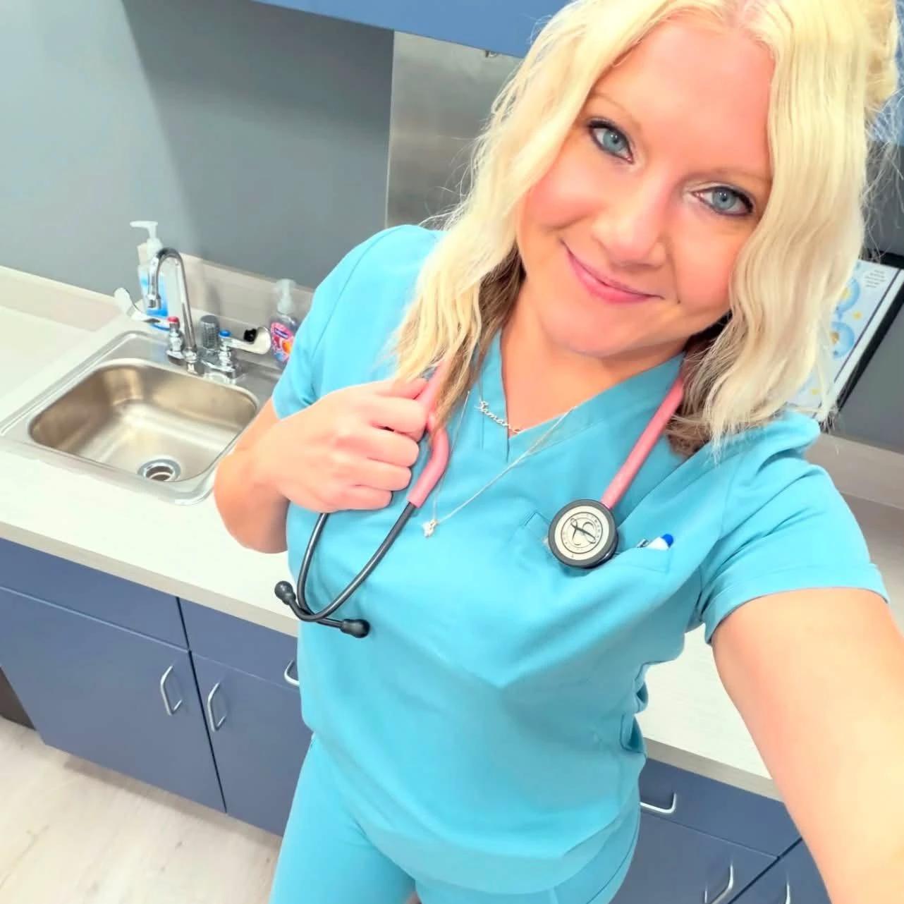 Dr. Evelyn Reed thumbnail