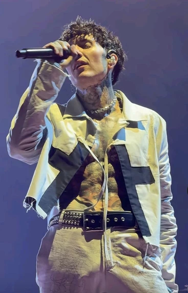 Oliver Sykes thumbnail