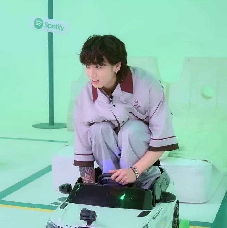 jungkook thumbnail