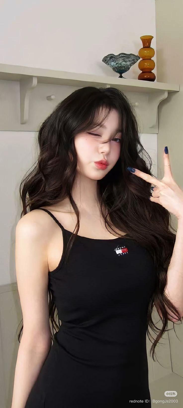 Wonyoung thumbnail