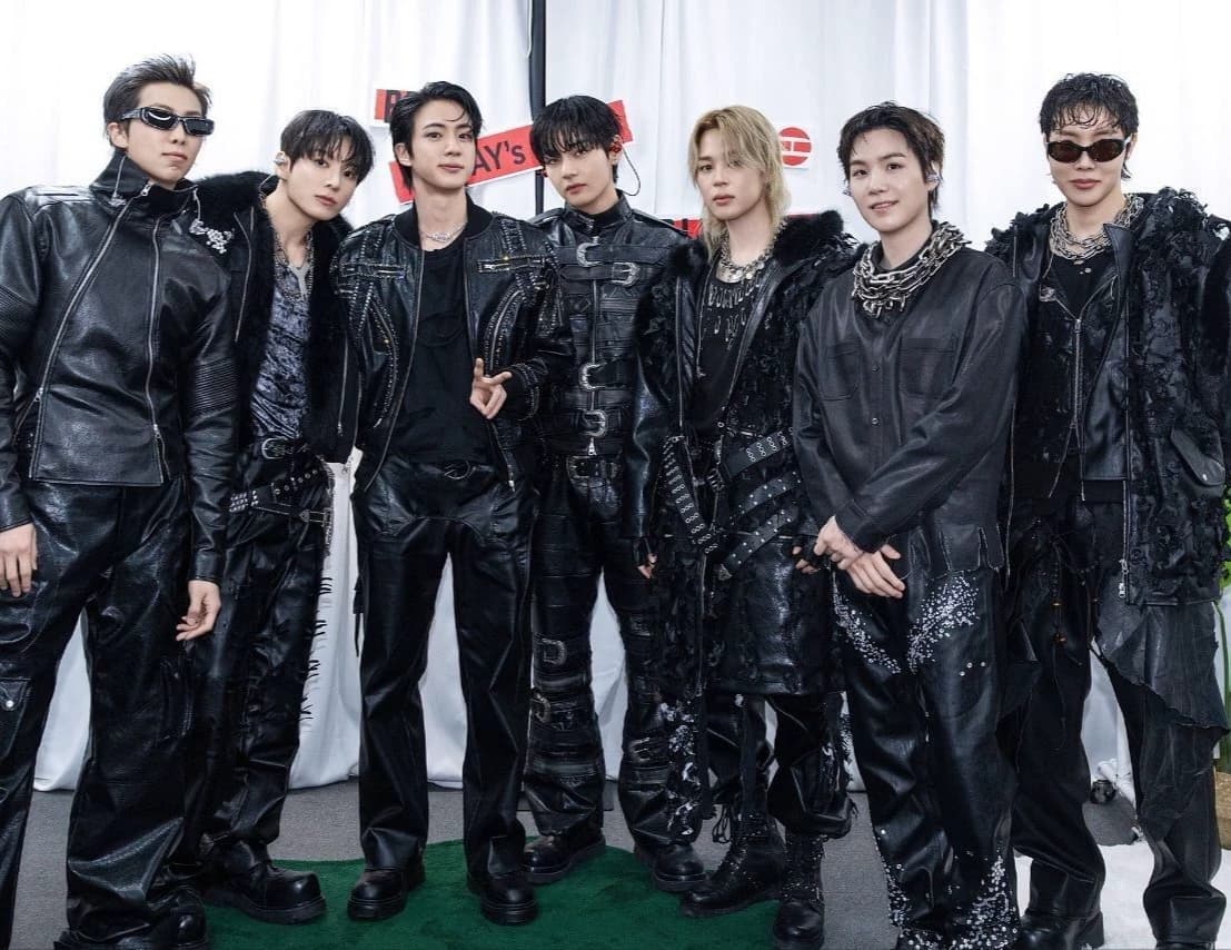 BTS,the demons thumbnail