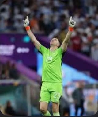 Emiliano, Martines - 2013 - 2014 - 2015 - 2016 - 2017 - 2018 - thumbnail