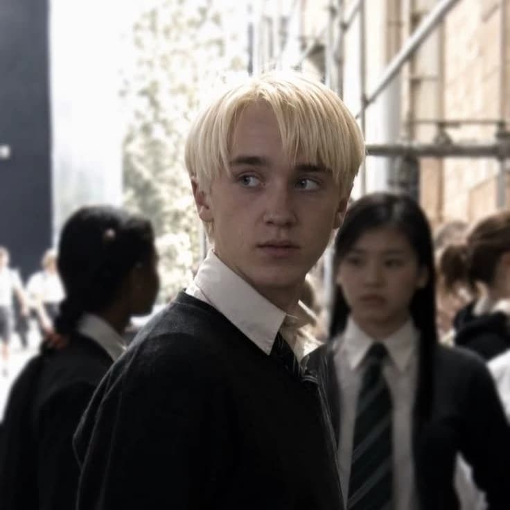 Draco Malfoy thumbnail